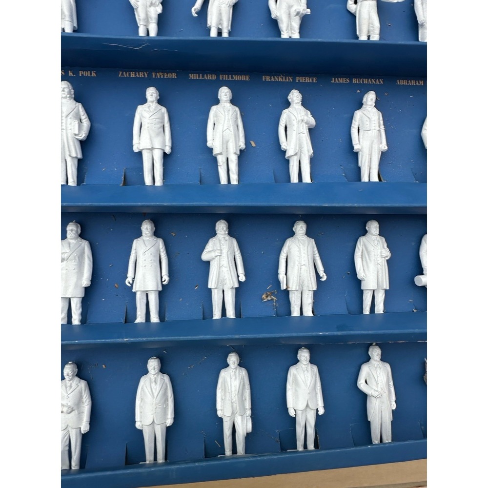 LOUIS MARX & Co. 1955 Presidents Of The United States Complete With Booklets - Picture 11 of 12